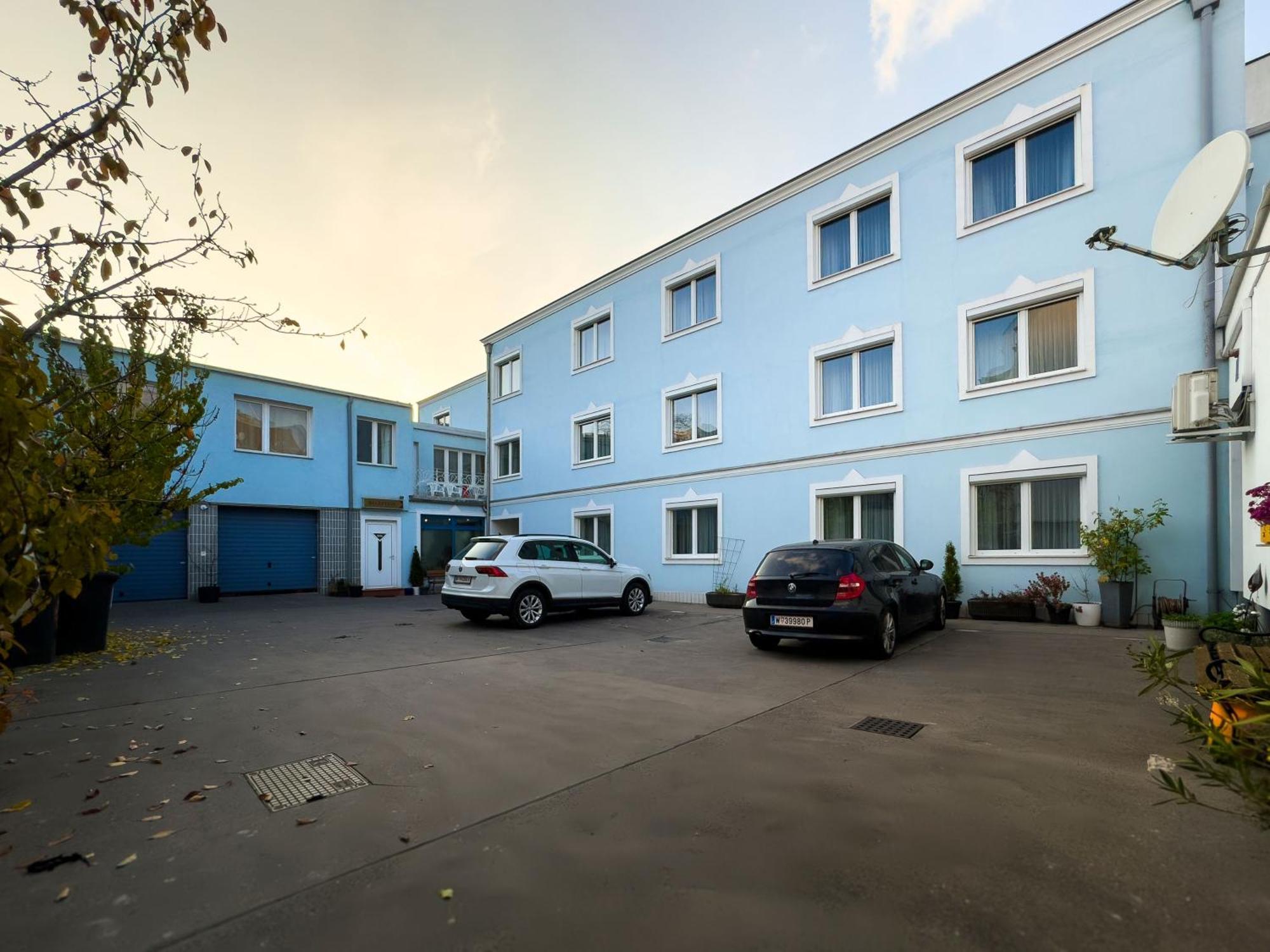 Pension Erlaa Відень Екстер'єр фото